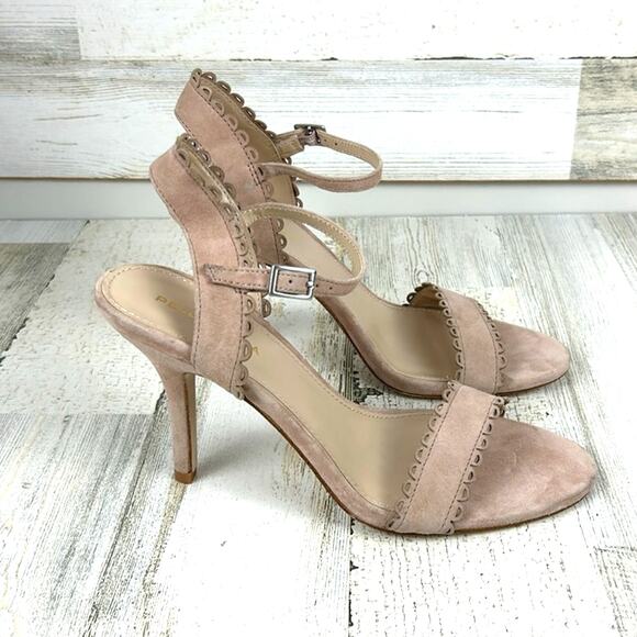 Pelle Moda Womens 7.5 Tan Suede Open-Toe Heeled Strappy Scallop Edge Sandal - Picture 7 of 10